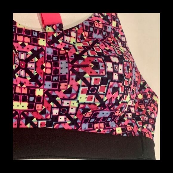 Victoria’s Secret multi-color VSX Sports bra 32A - Picture 5 of 9